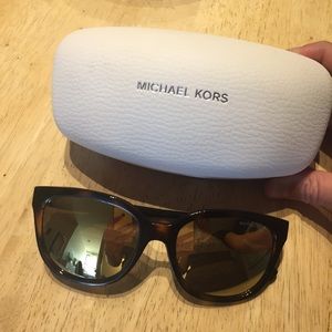 Michael Kors sunglasses! Super cute